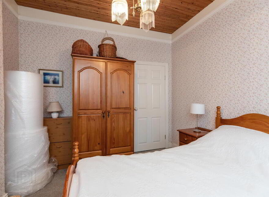 4 Donaghadee Road, Millisle, Newtownards, BT22 2BY