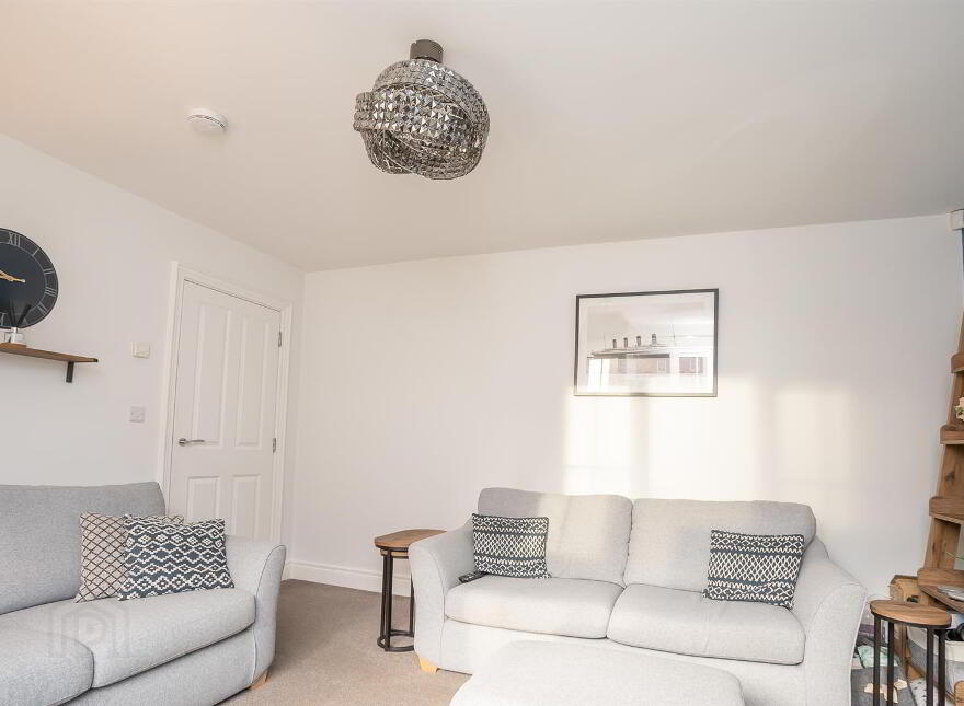 47 Millmount Village Park, Dundonald, Belfast, BT16 1YY
