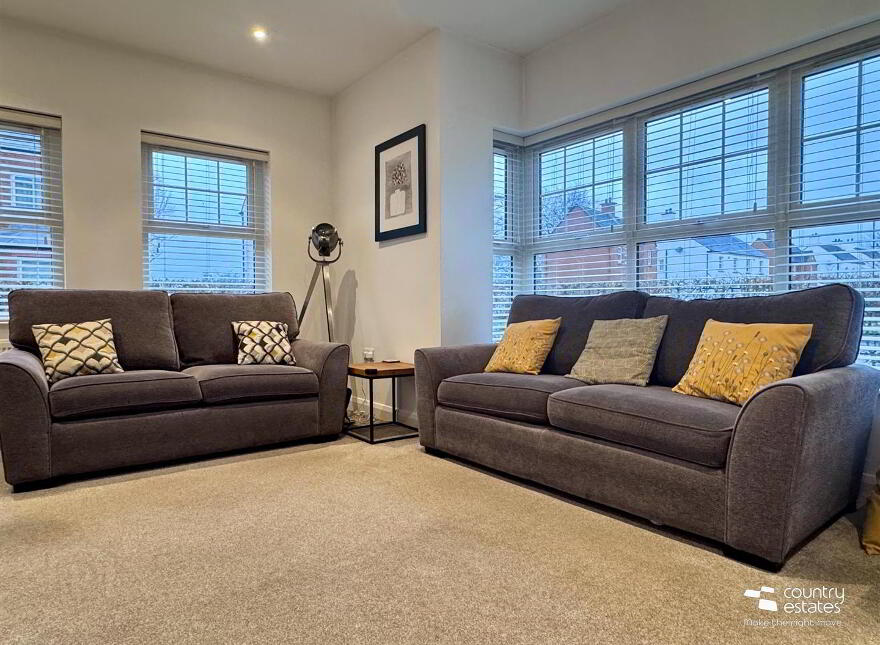 6 Readers Walk, Ballyclare, BT39 9BJ