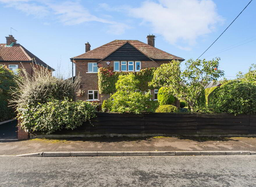 31 Viewfort Park, Upper Malone Road, Belfast, BT17 9JY