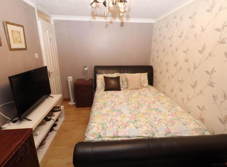 69 Moyard Parade, Springfield Road, Belfast, BT12 7HA