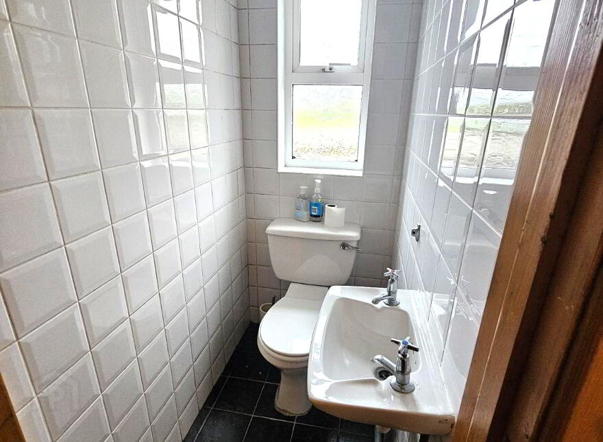 64 Cooneen Road, Fivemiletown, BT75 0NF