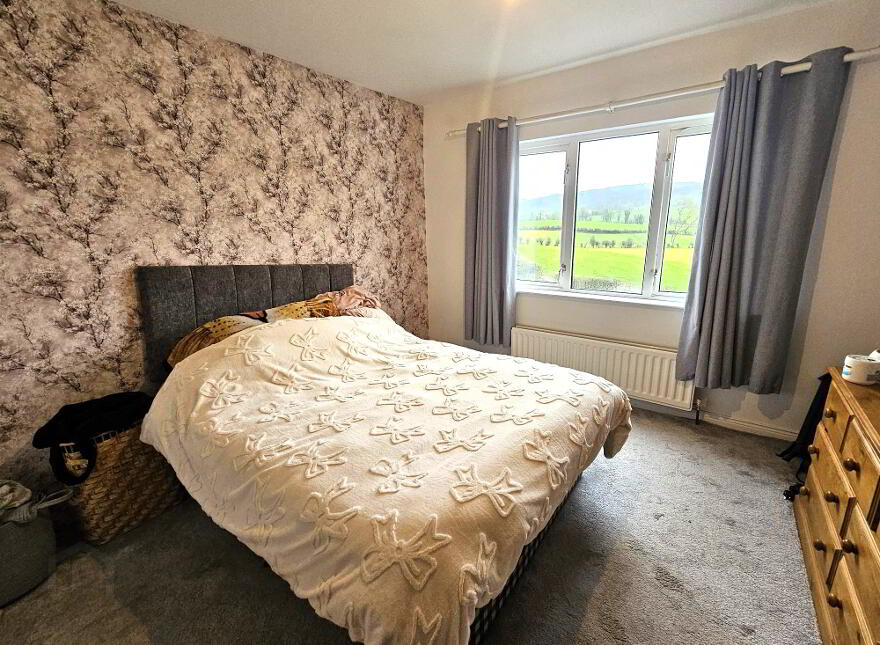 64 Cooneen Road, Fivemiletown, BT75 0NF