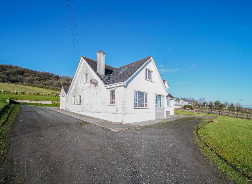 Cavanacaw, St. Johnston, F93TEK2