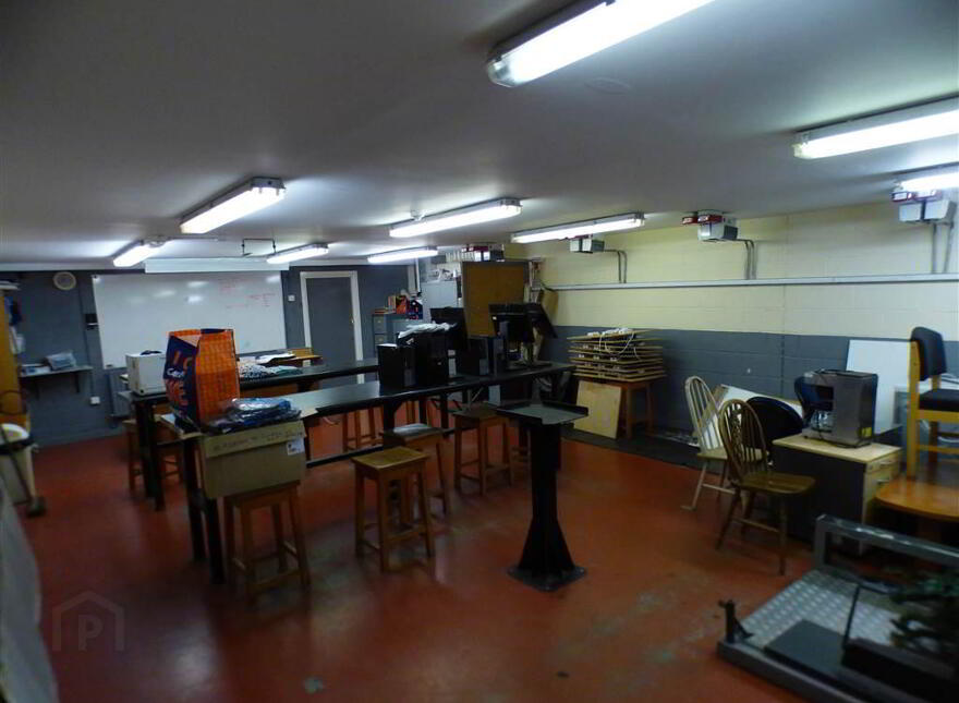 58 Ledcom Industrial Estate, Bank Road, Larne, BT40 3AW