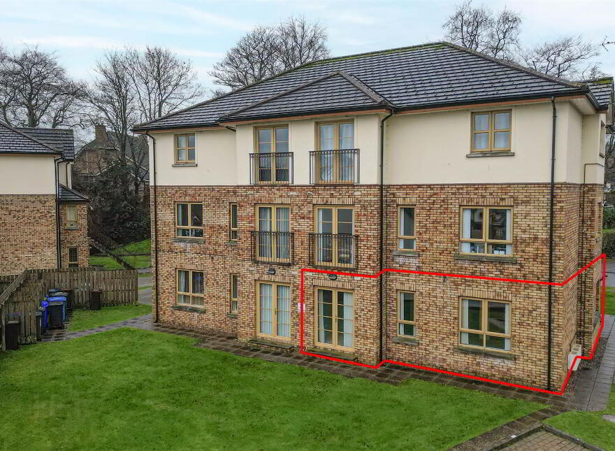 32 Woodrow Gardens, Saintfield, BT24 7WG