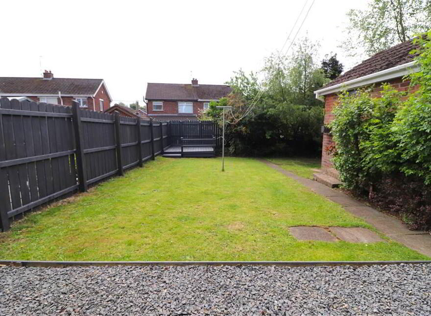 19 Cloverhill Avenue, Saintfield Road, Lisburn, BT27 5HW
