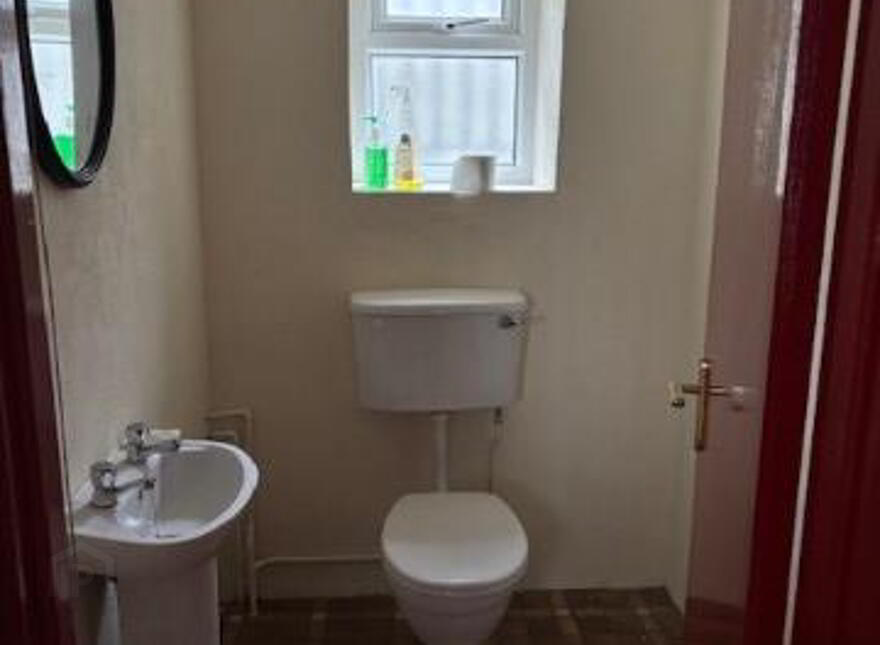 9 Main Street, Irvinestown, BT94 1GJ