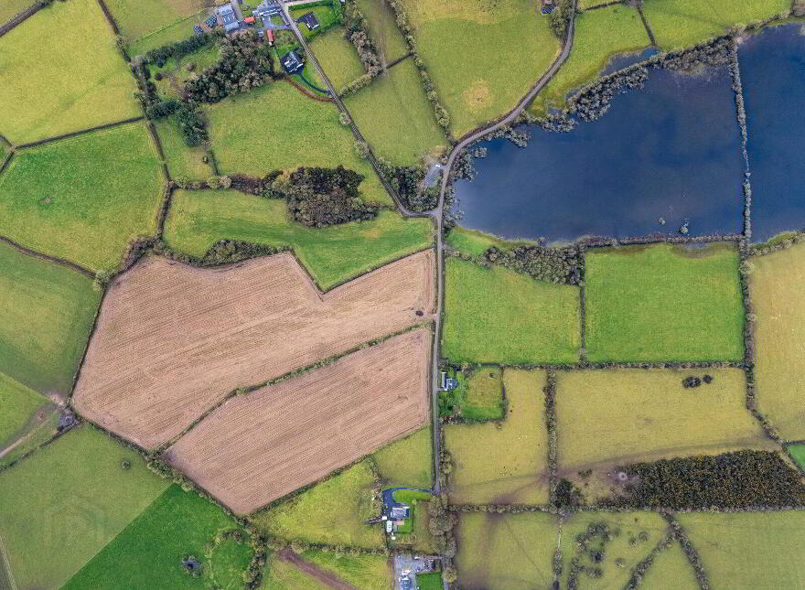 Lands, At Lisnacush, Lanesborough, N39XXXX
