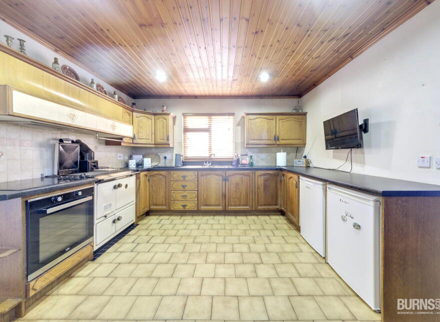 11 Creagh Road, Toomebridge, BT41 3SE