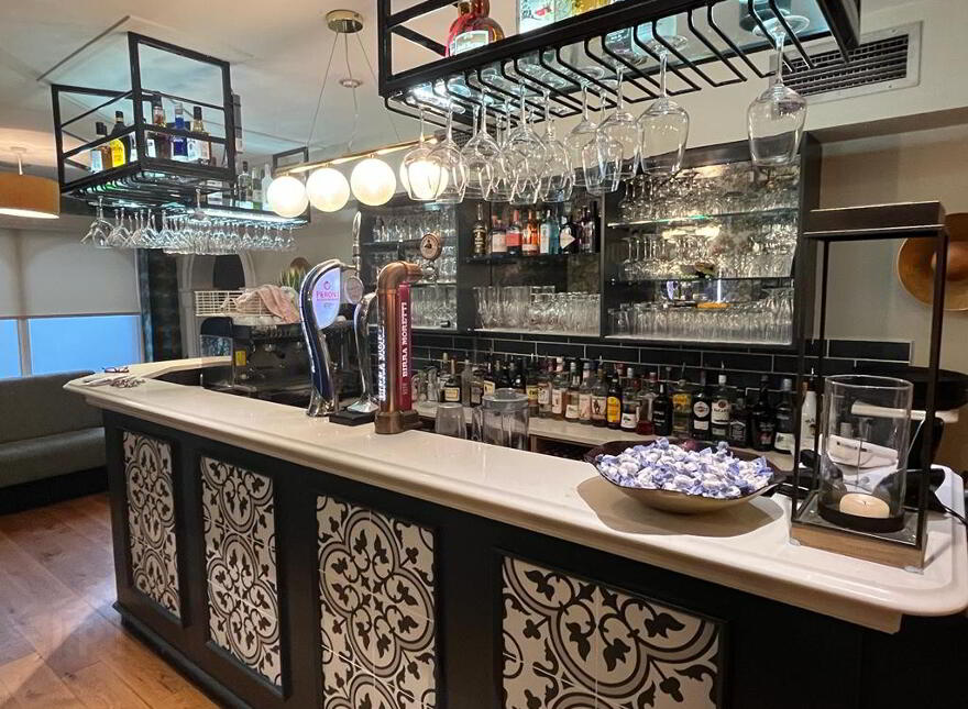 La Bella Donna, Bridge Street, Donegal Town, F94HY29