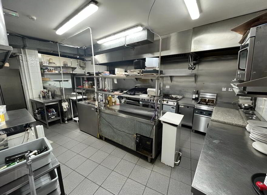 La Bella Donna, Bridge Street, Donegal Town, F94HY29