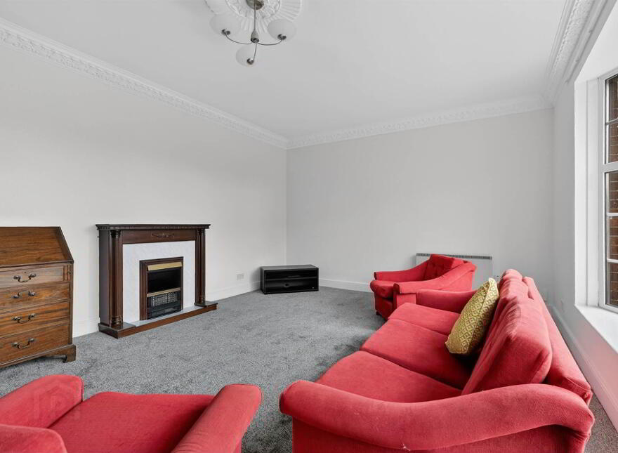 25 Thornhill, Malone, Belfast, BT9 6SS