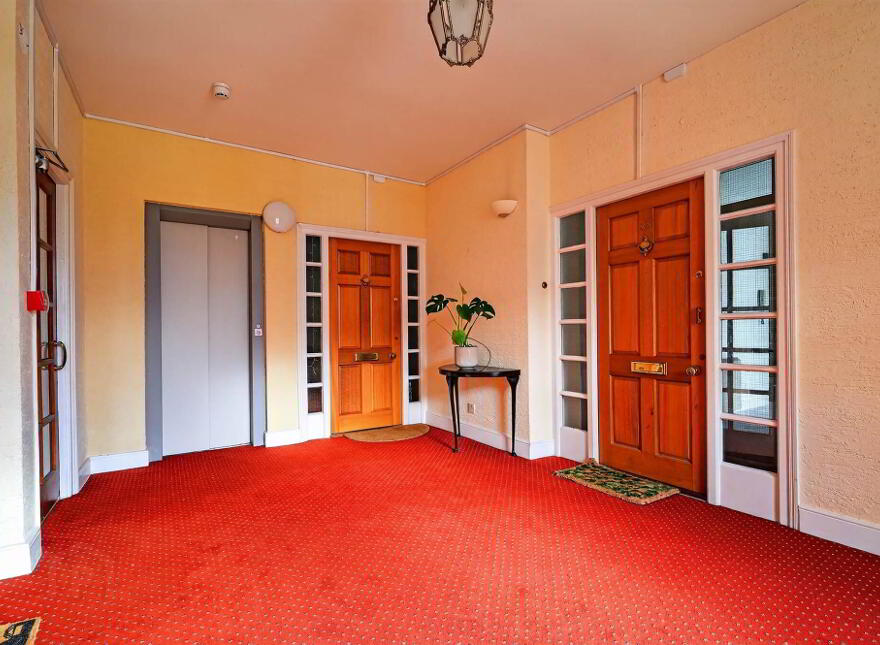 25 Thornhill, Malone, Belfast, BT9 6SS