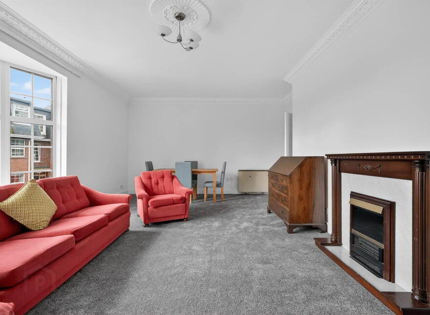25 Thornhill, Malone, Belfast, BT9 6SS
