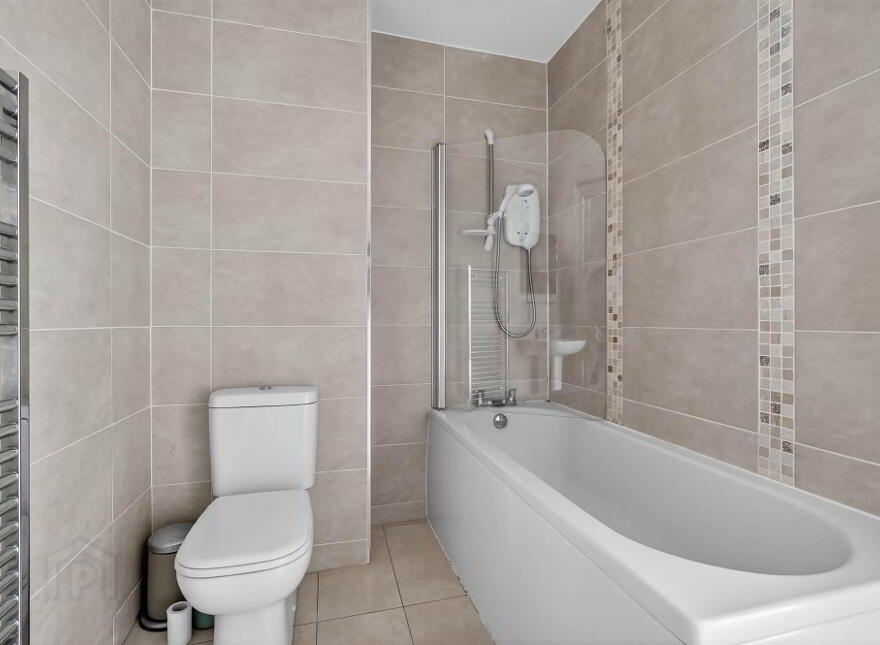 25 Thornhill, Malone, Belfast, BT9 6SS
