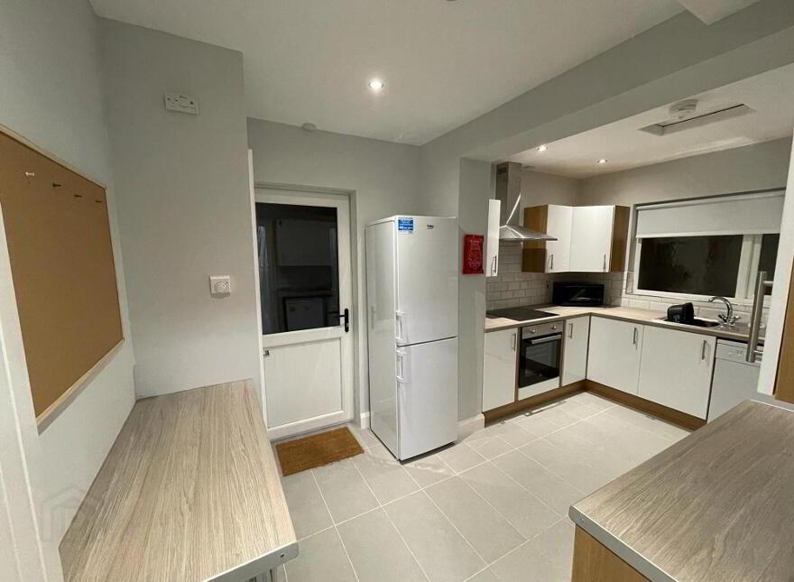 951 Upper Newtownards Road, Belfast, BT16 1RL