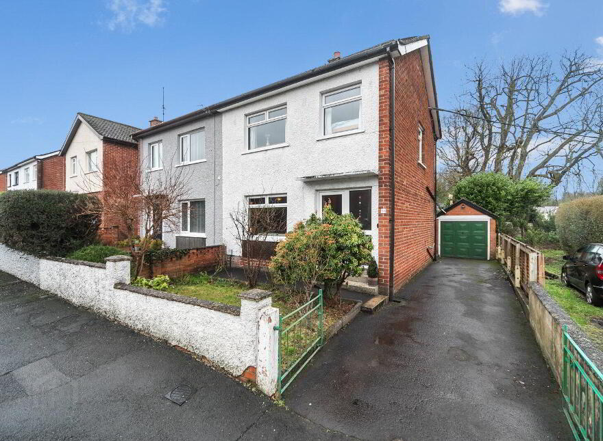18 Glenariff Drive, Dunmurry, Belfast, BT17 9AZ