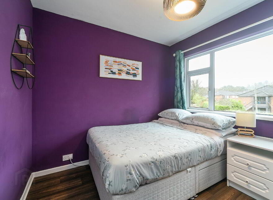 18 Glenariff Drive, Dunmurry, Belfast, BT17 9AZ