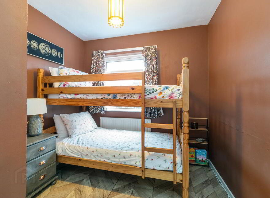 18 Glenariff Drive, Dunmurry, Belfast, BT17 9AZ