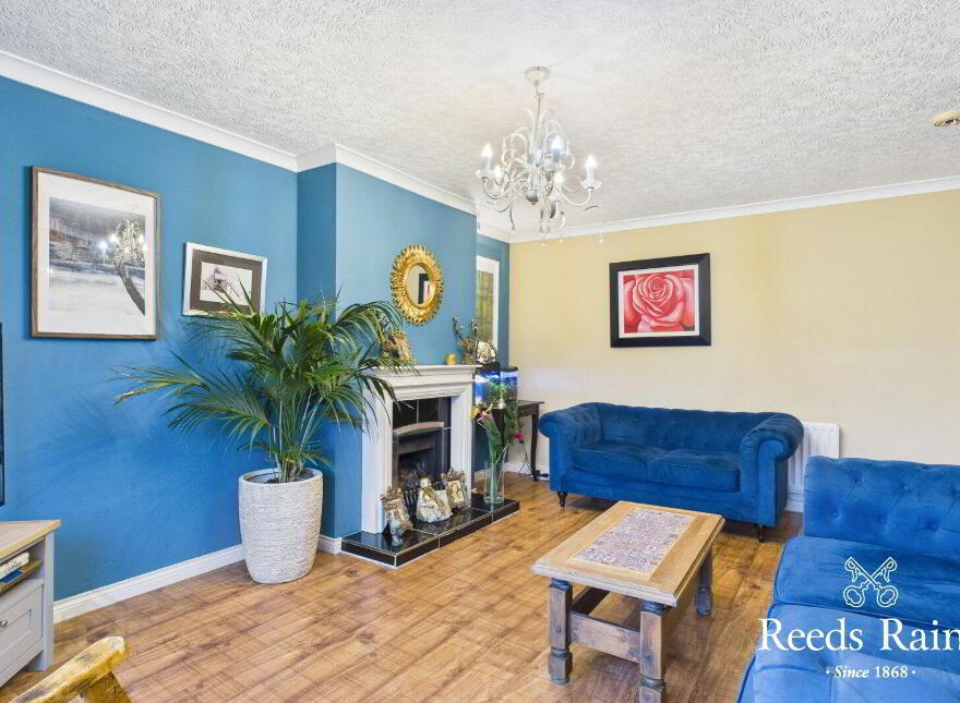 4 Mourneview Park, Carrickfergus, BT38 8SG