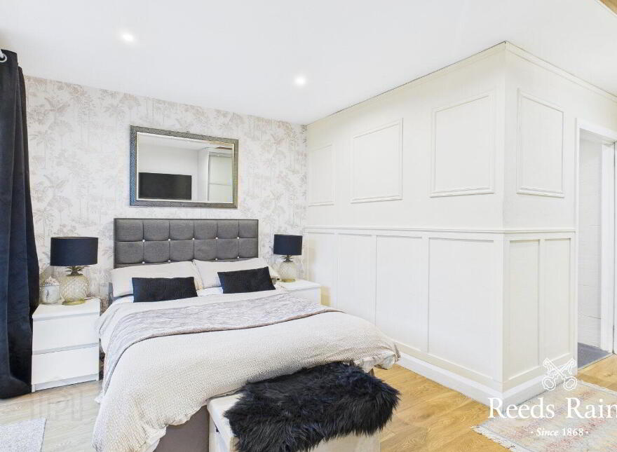 4 Mourneview Park, Carrickfergus, BT38 8SG