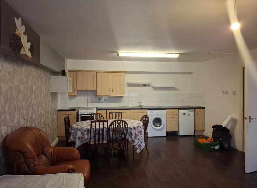 Unit 1a, 24 Upper English Street, Armagh, BT61 7BA