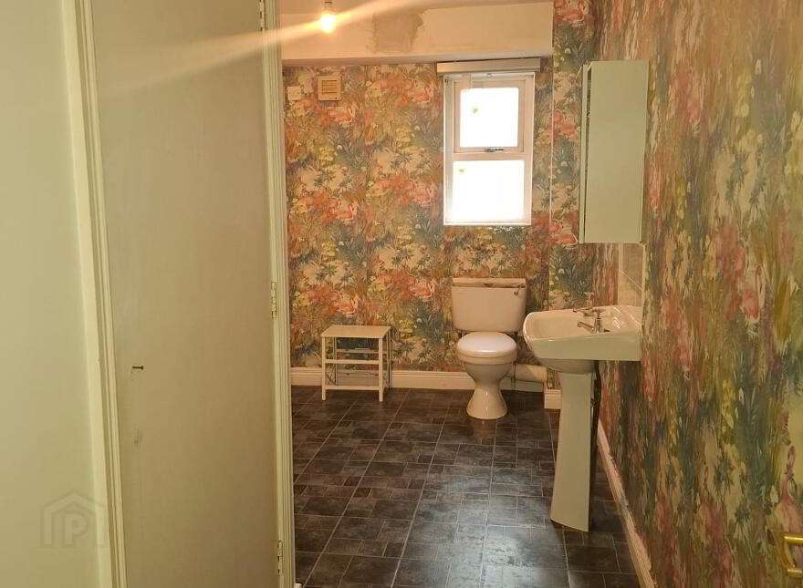 Unit 1a, 24 Upper English Street, Armagh, BT61 7BA