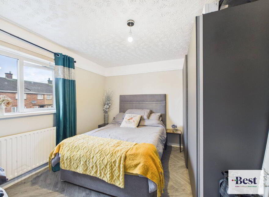 145 Waterloo Gardens, Larne, BT40 1EU