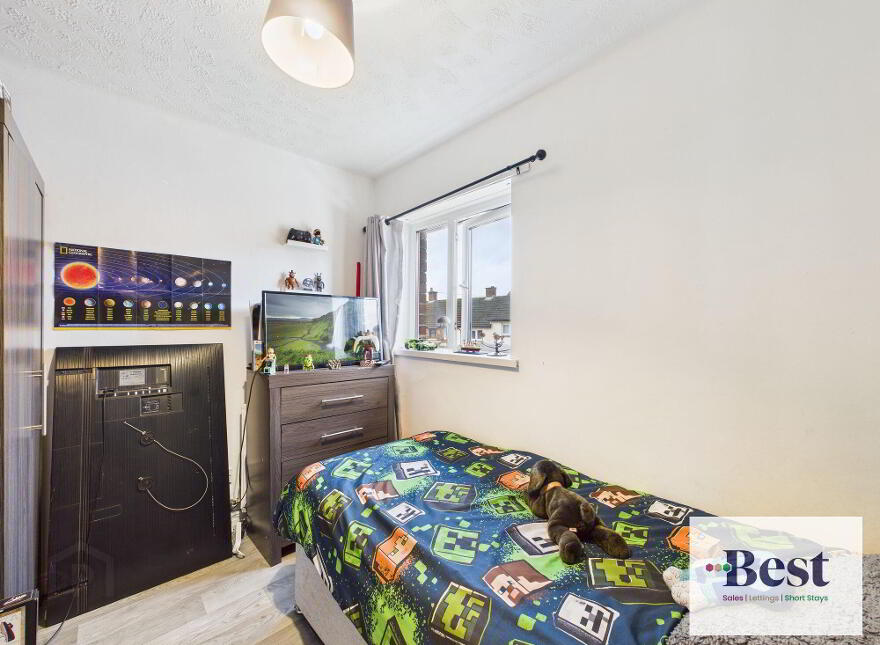 145 Waterloo Gardens, Larne, BT40 1EU