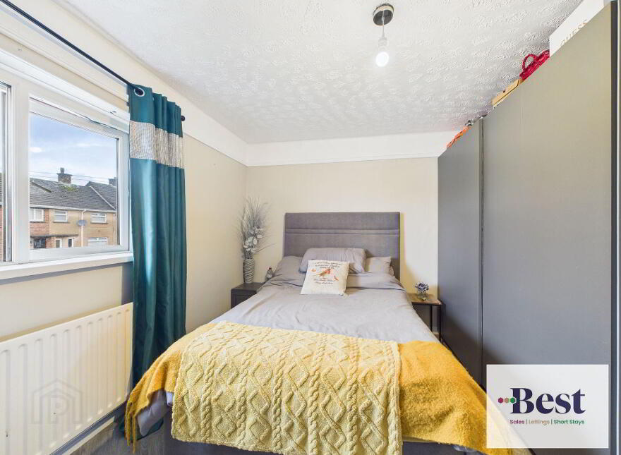 145 Waterloo Gardens, Larne, BT40 1EU