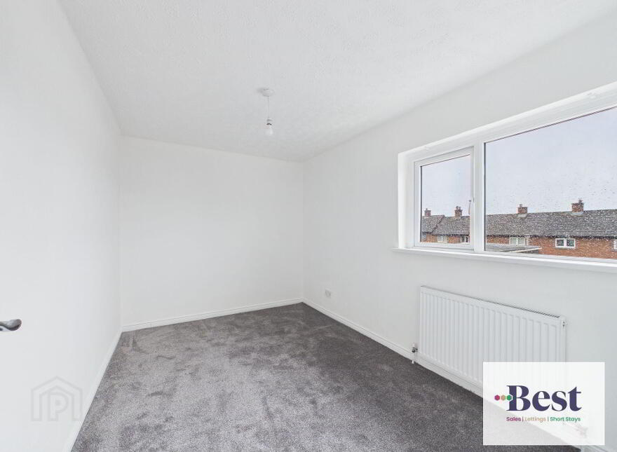 145 Waterloo Gardens, Larne, BT40 1EU