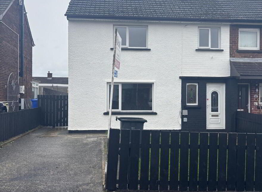 145 Waterloo Gardens, Larne, BT40 1EU
