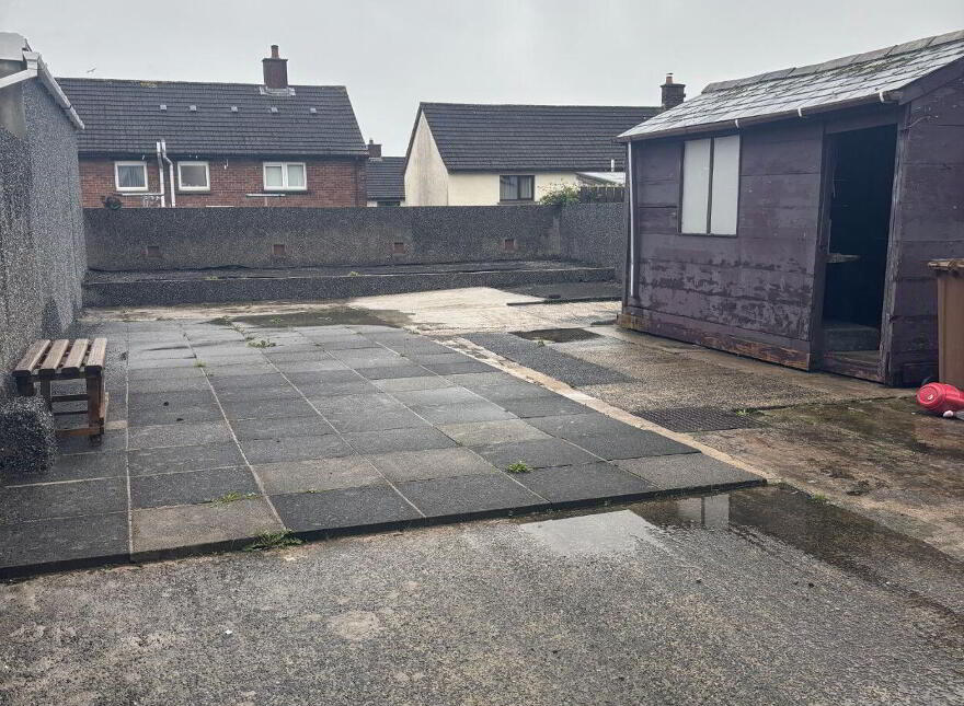 145 Waterloo Gardens, Larne, BT40 1EU