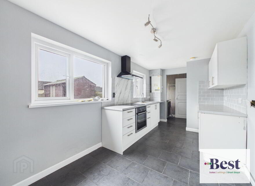 145 Waterloo Gardens, Larne, BT40 1EU