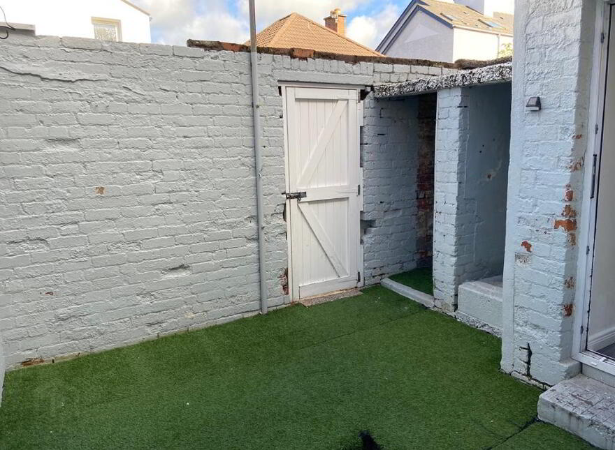 77 Victoria Avenue, Belfast, BT4 1QZ