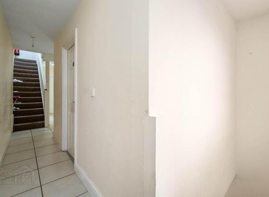 Great 5 Bedroom Apartment, 2B Rugby Avenue, Queens Quarter, Belfast, BT7 1RG