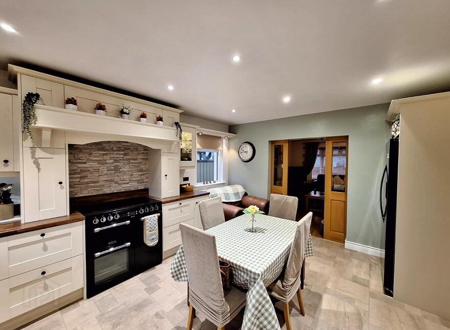 7 Whitepark Drive, Ballycastle, BT54 6WG