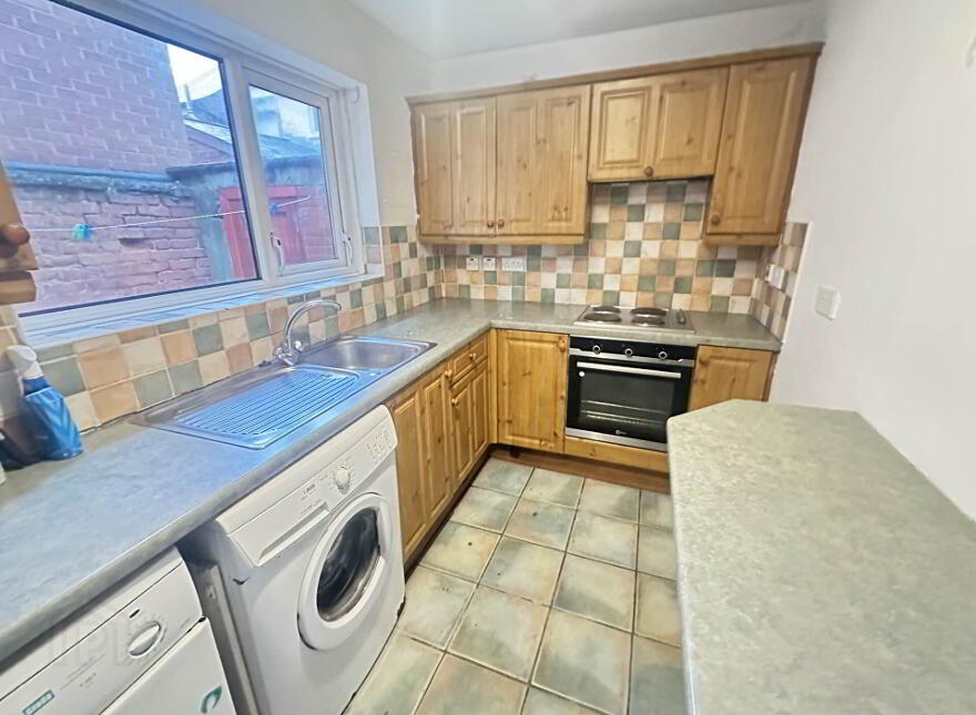 11 Iveagh Drive, Falls Road, Belfast, BT12 6AY