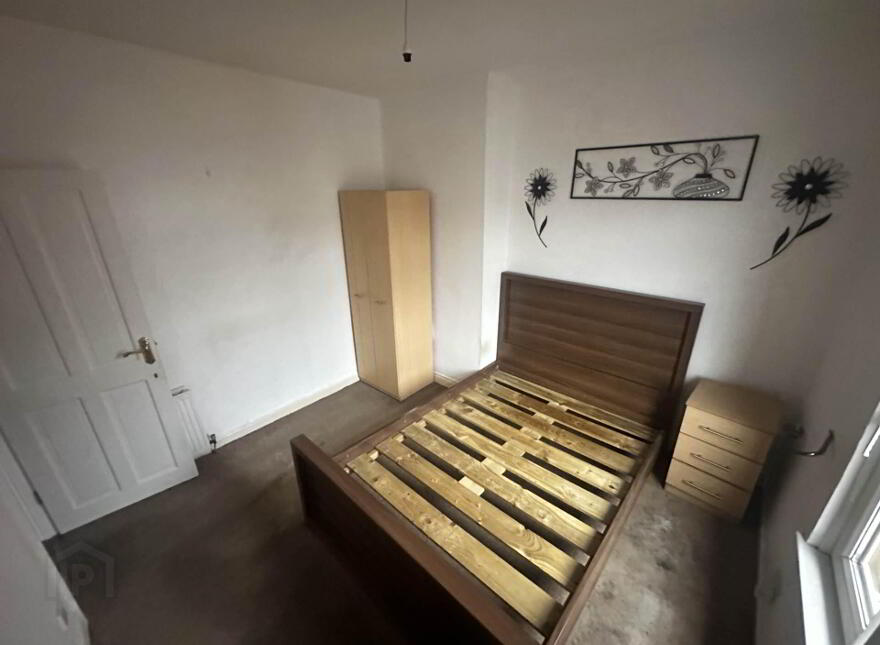 11 Iveagh Drive, Falls Road, Belfast, BT12 6AY