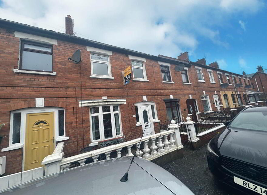 11 Iveagh Drive, Falls Road, Belfast, BT12 6AY