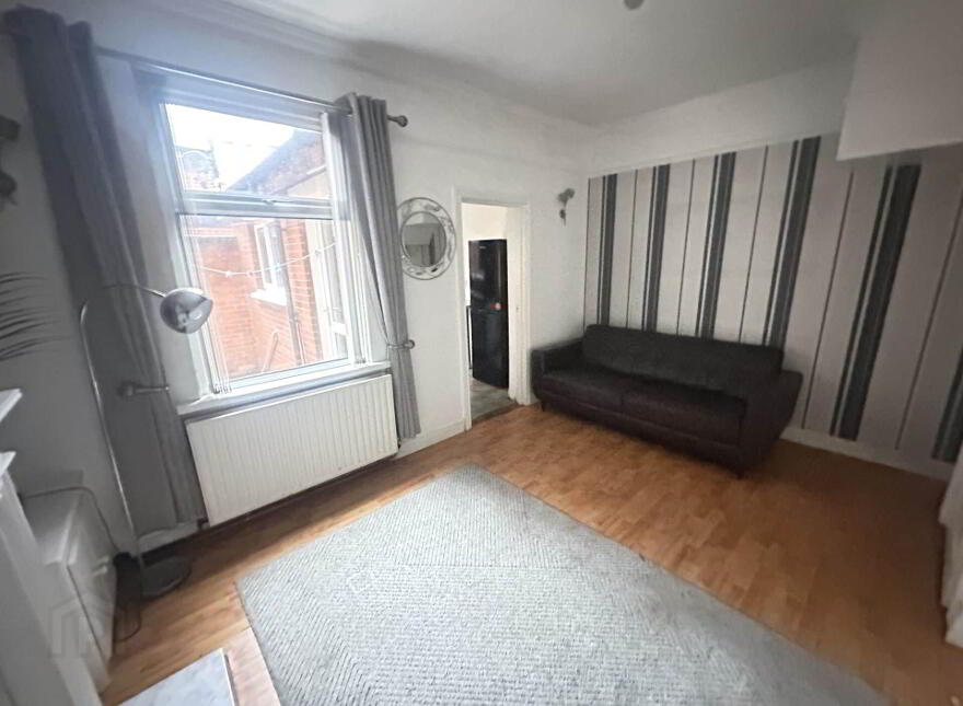 11 Iveagh Drive, Falls Road, Belfast, BT12 6AY