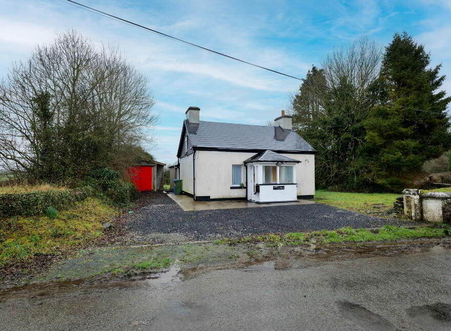 White Cottage, Lodge, Hospital, V35EY72