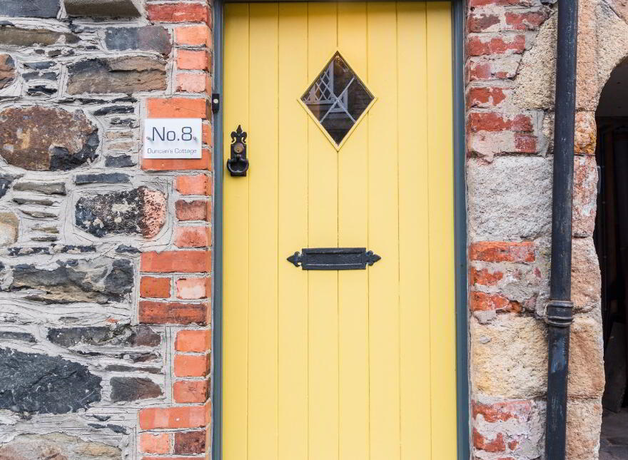 Duncan's Cottage, 8 Arthur Street, Royal Hillsborough, BT26 6AP
