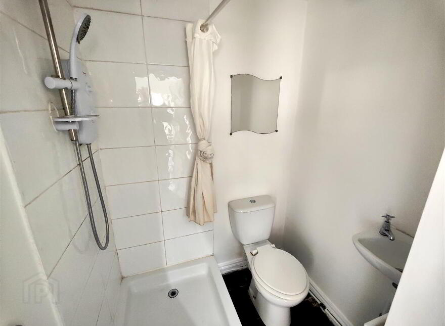 73 Skegoneill Avenue, Belfast, BT15 3JQ