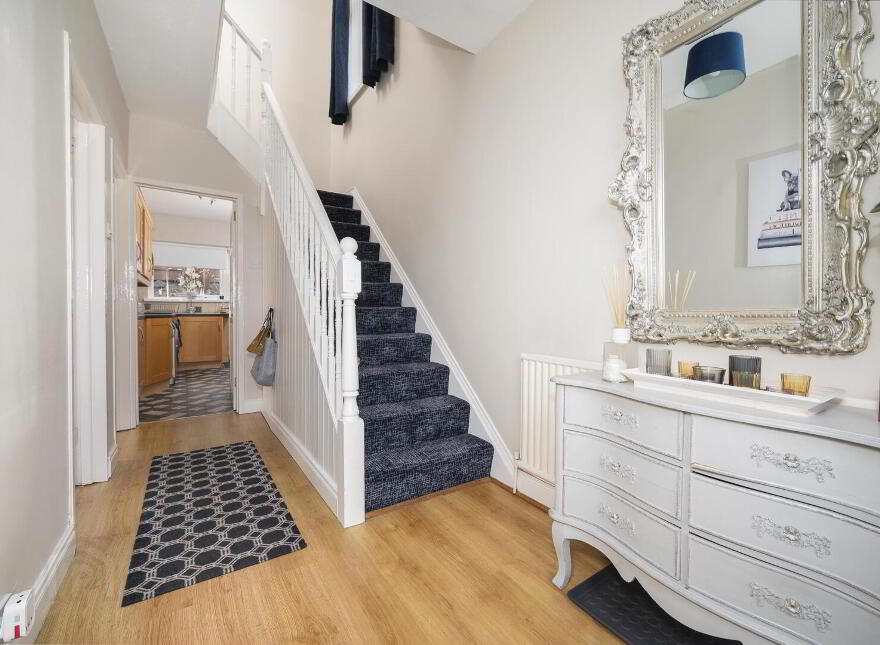 40 Sandhill Parade, Belfast, BT5 6FH