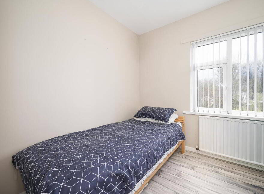 40 Sandhill Parade, Belfast, BT5 6FH