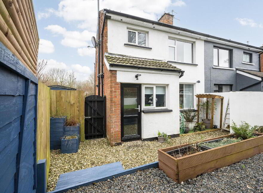 40 Sandhill Parade, Belfast, BT5 6FH