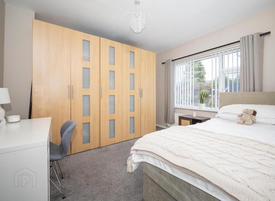 40 Sandhill Parade, Belfast, BT5 6FH