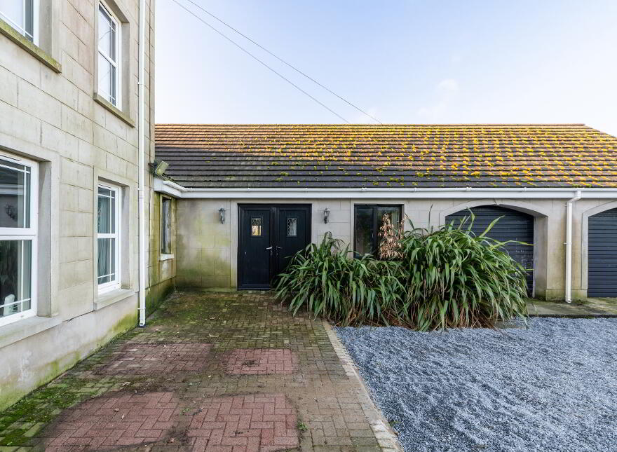 17-17a Ballywarren Road, Downpatrick, BT30 7DY
